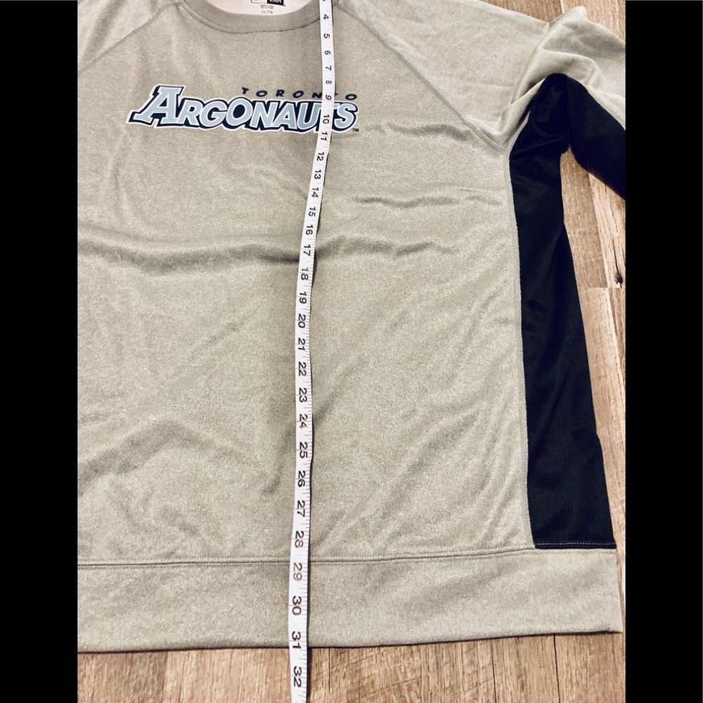 🆕💙TORONTO ARGOS NEW ERA PULLOVER💙🆕 - Picture 14 of 15